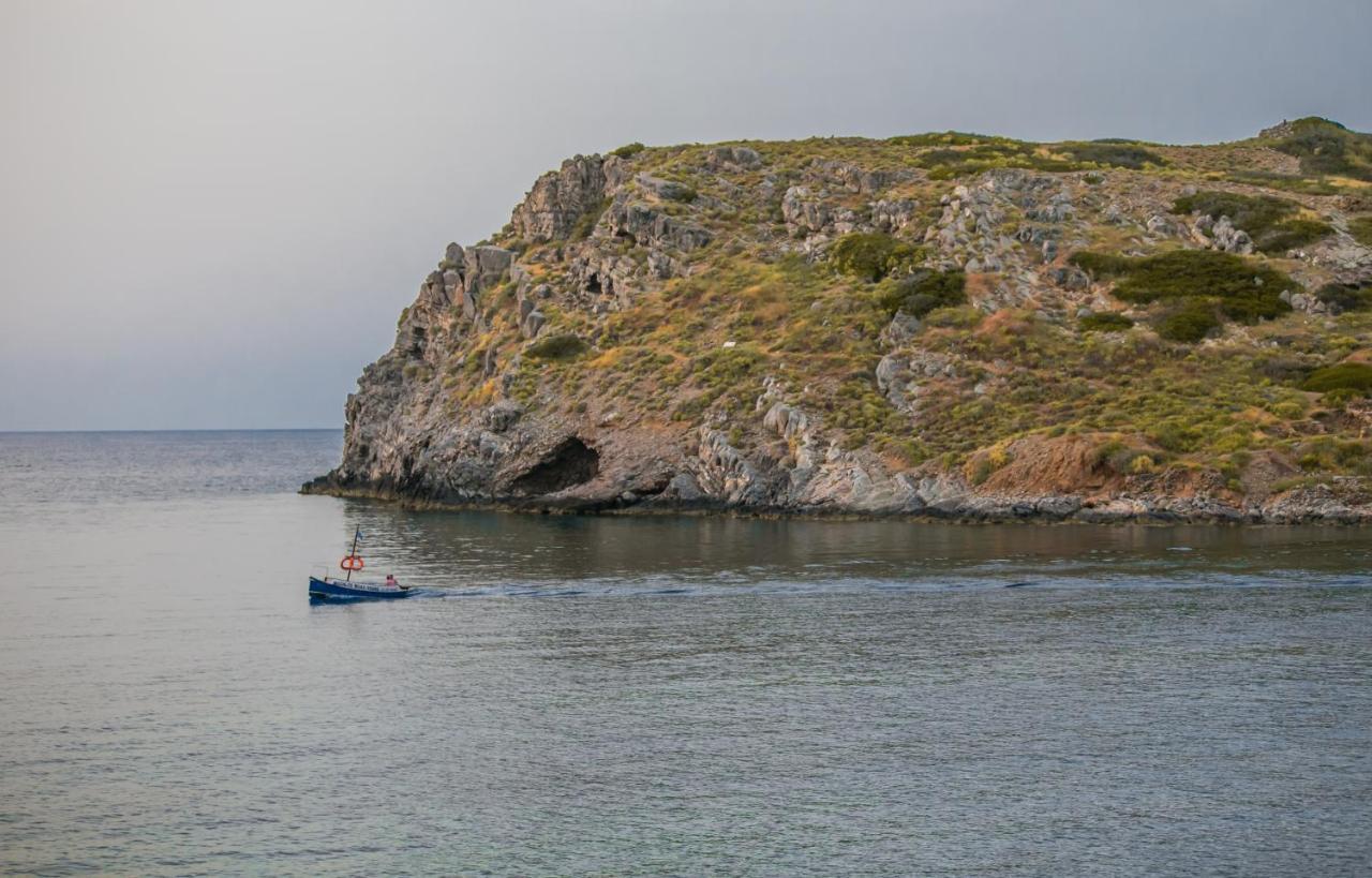 Almyra Seaside House Mokhlos Bagian luar foto