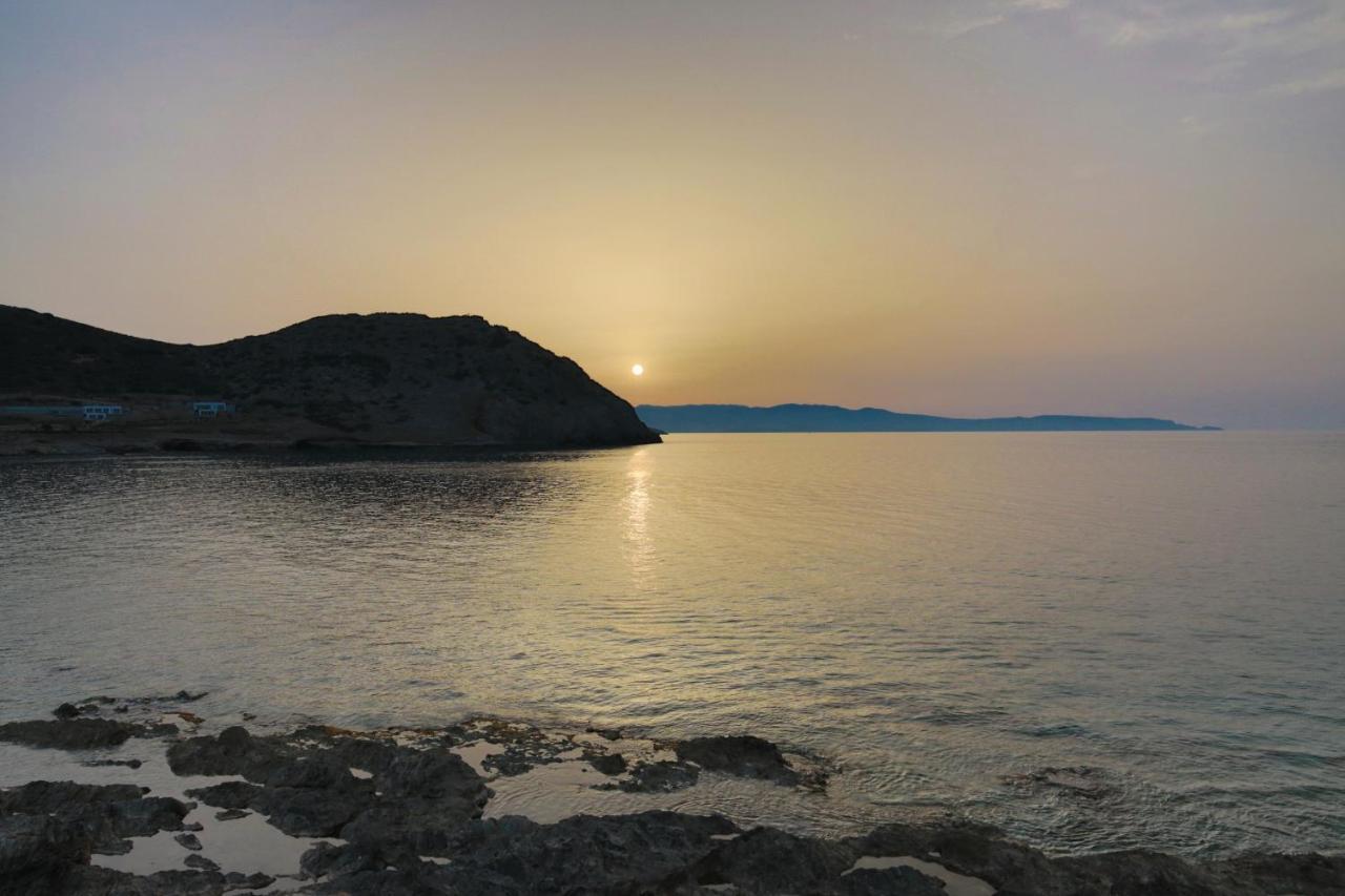 Almyra Seaside House Mokhlos Bagian luar foto
