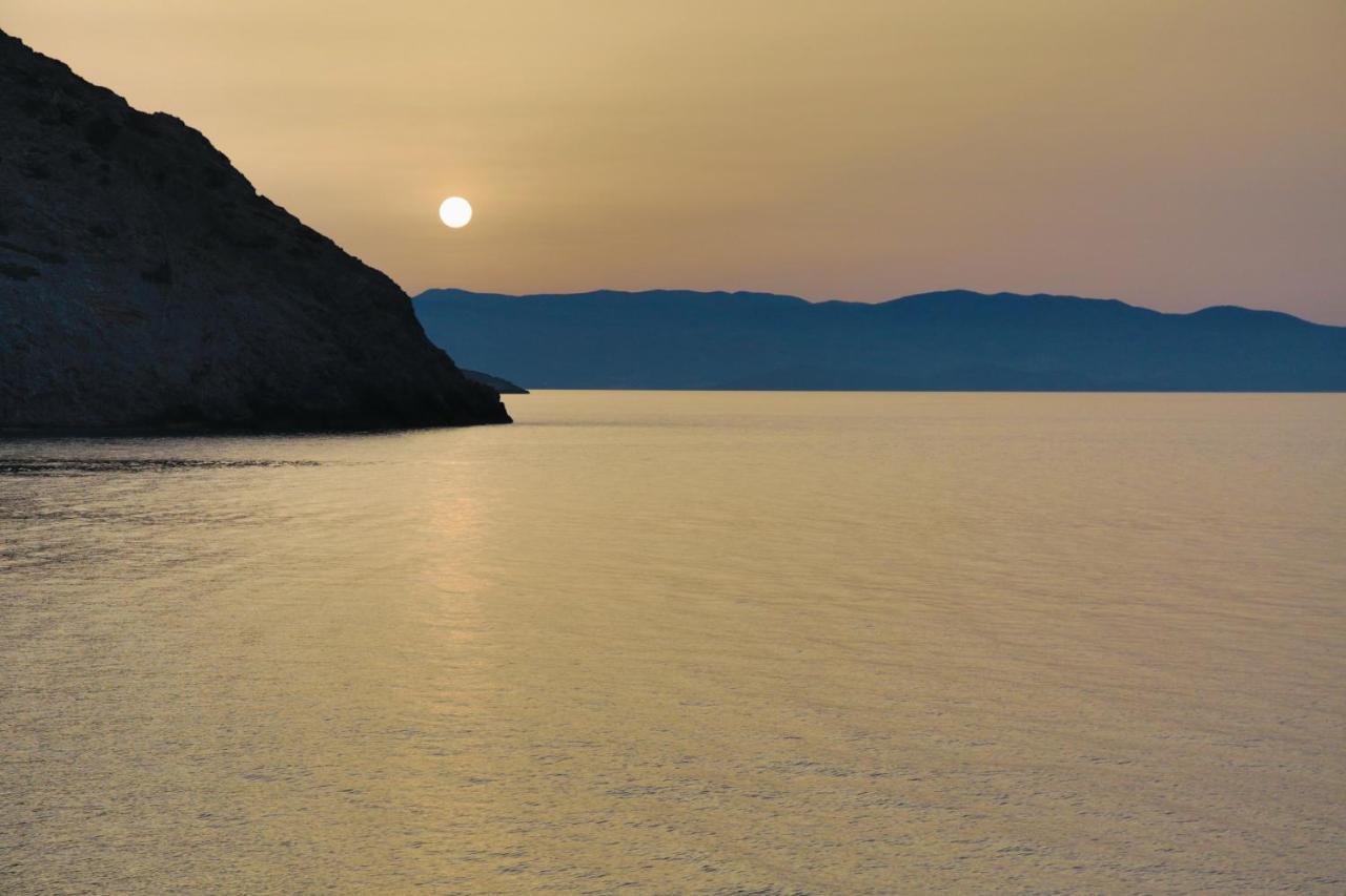 Almyra Seaside House Mokhlos Bagian luar foto